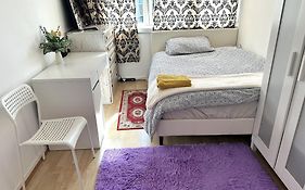 Excellent Double Rooms In Cheap Rate Around Central London