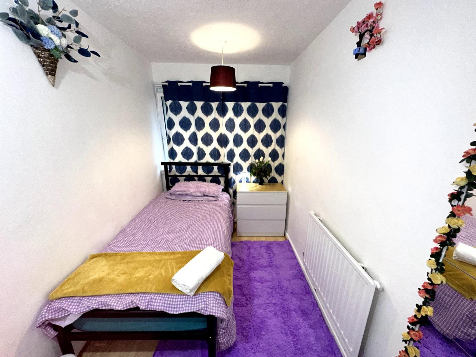Excellent Double Rooms In Cheap Rate Around Central Londyn Zewnętrze zdjęcie