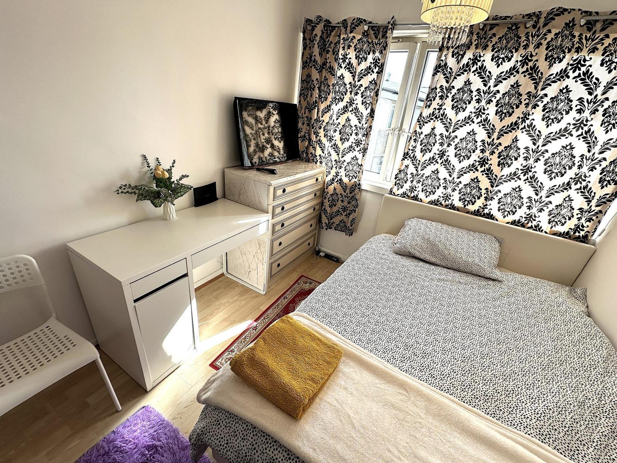 Excellent Double Rooms In Cheap Rate Around Central Londyn Zewnętrze zdjęcie